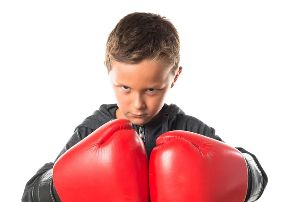 Niño con guantes de boxeo —  Fotos de Stock