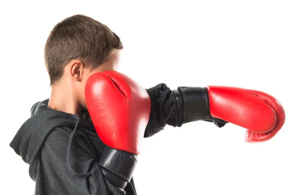 Kind mit Boxhandschuhen — Stockfoto