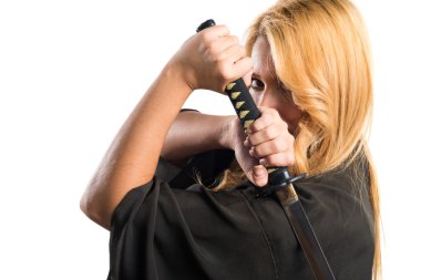 Kadın samuray gibi giyinmiş