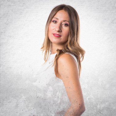 Beyaz güzel sarışın kadın