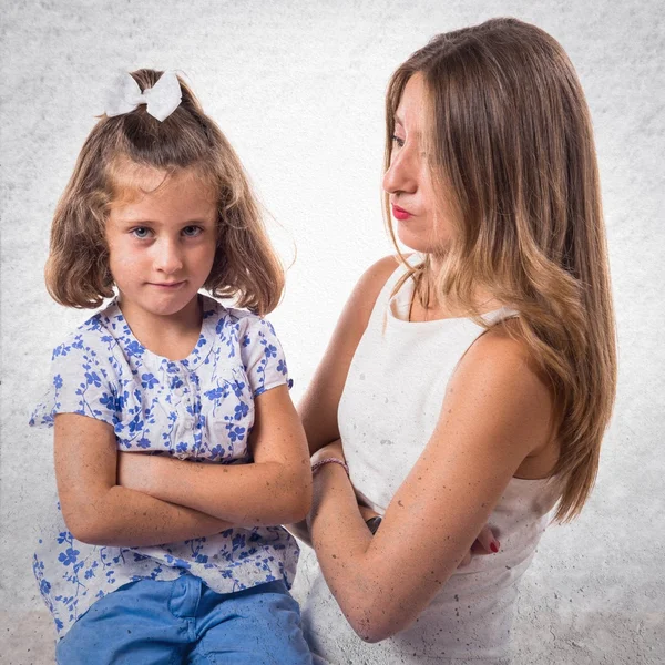 Triste madre e hija —  Fotos de Stock