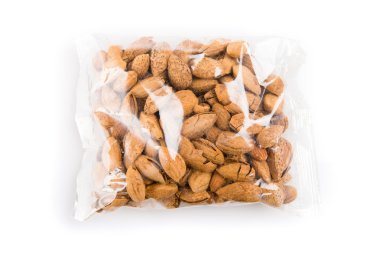 Beyaz arka plan üzerinde kurutulmuş meyve