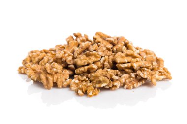 Beyaz arka plan üzerinde kurutulmuş meyve