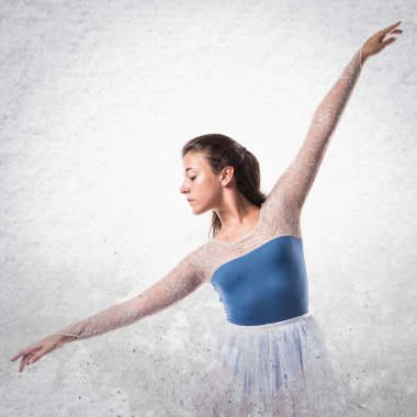 Genç kız balerin dansçı