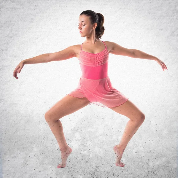Teen girl ballerina dancer in studio — Stock Photo, Image