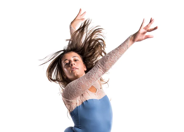 Tiener meisje ballerina springen — Stockfoto