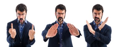 Vintage genç adam dur işareti yapmak