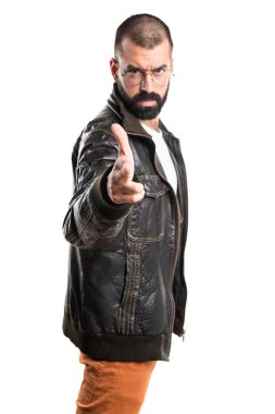 Pezevenk adam silah jest yapma 