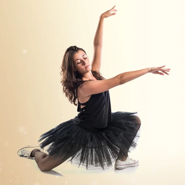 Jovem bailarina de balé com tutu — Fotografia de Stock