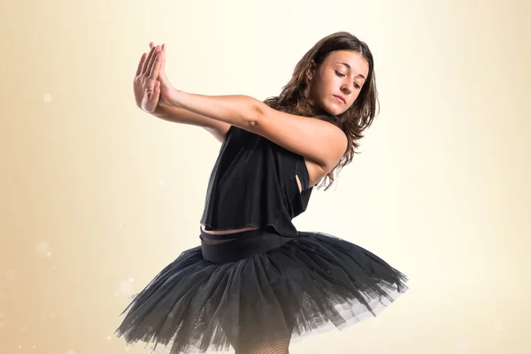 Jeune danseuse de ballet avec tutu — Photo