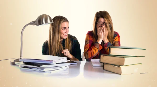 Students friends working together — Stock Photo, Image