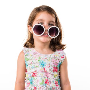 sevimli sarışın küçük kız