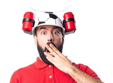 Pizza teslimi adam sürpriz jest yapıyor