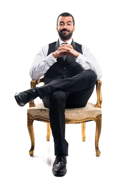 Geschäftsmann sitzt auf Sessel — Stockfoto