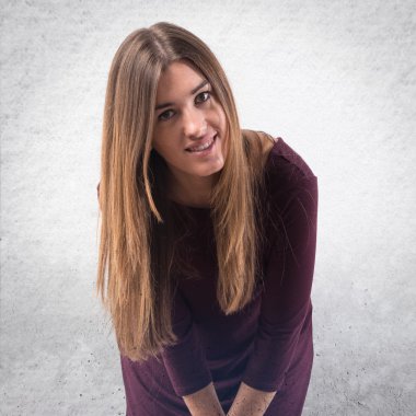 Kadın izole beyaz arka plan üzerinde