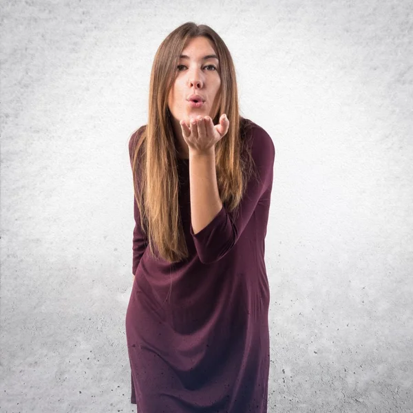 Vrouw over geïsoleerde witte achtergrond — Stockfoto