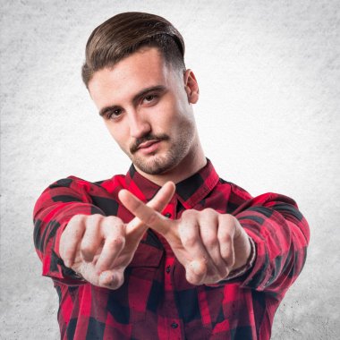 Model adam üzerinde beyaz Studio