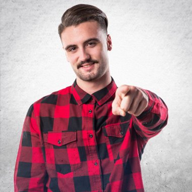 Model adam üzerinde beyaz Studio