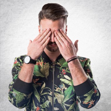 Model adam üzerinde beyaz Studio