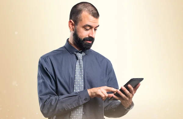 Mann über isoliertem weißem Hintergrund — Stockfoto