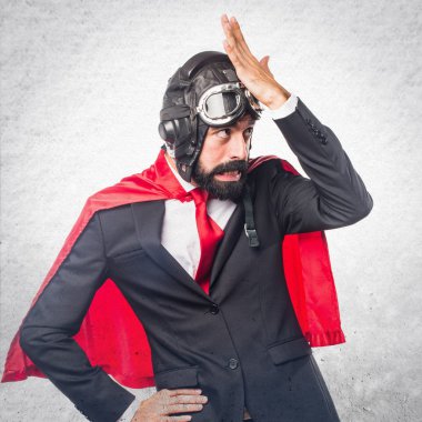 Şüpheleri süper kahraman işadamı