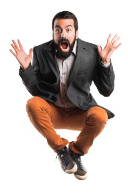 Adam sürpriz jest yapıyor.