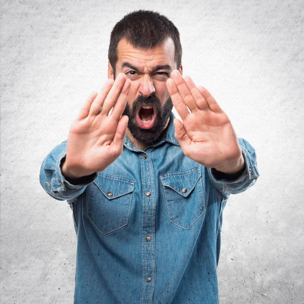 Uomo facendo segno di stop — Foto Stock