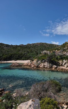 Cala Brigantina plajı, Caprera adasında küçük bir koy, la Maddalena, Sardinya