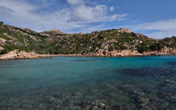 Plaża Cala Brigantina Mała Zatoka Wyspie Caprera Maddalena Sardynia — Zdjęcie stockowe