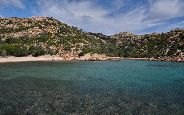 Plaża Cala Brigantina Mała Zatoka Wyspie Caprera Maddalena Sardynia — Zdjęcie stockowe