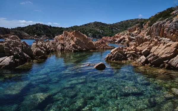 Plaża Cala Brigantina Mała Zatoka Wyspie Caprera Maddalena Sardynia — Zdjęcie stockowe