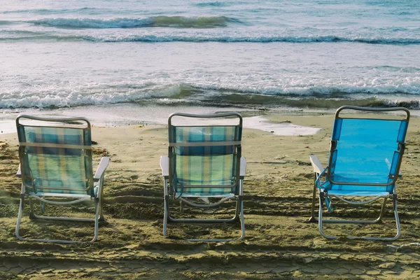 Hammocks and umbrellas on the beach — Stock Photo, Image