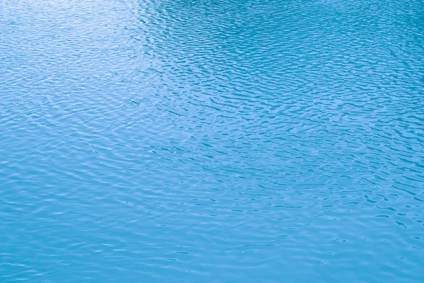 Blauer Wasserhintergrund Die Ruhige Oberfläche Des Meeres Ozean Natürlicher Abstrakter — Stockfoto