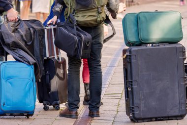 Hollanda 'da yol turistlerle dolup taşıyor.