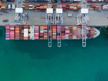Aerial Top View iş ve endüstri kargo konteynerleri taşıma lojistiği