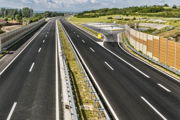 Nowe nowoczesne autostrady — Zdjęcie stockowe