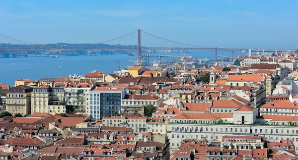 Вид на Лисбон с вершины арки Руа Августа, Португалия — стоковое фото