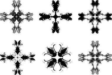 Kartal sembolleri siyah ve beyaz tonlarda. Fikirleriniz, dini olaylar, tekstil, baskılar, amblemler vs. için kartal başları ve çiçek motifleri tarafından oluşturulan alışılmadık haçlar koleksiyonu.