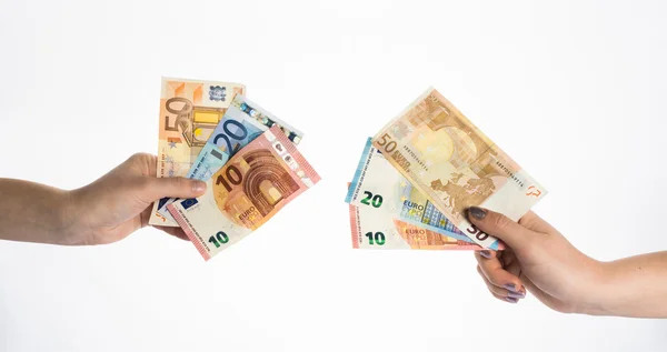Händer som håller pengar räkningar eurosedlar Royaltyfria Stockfoton