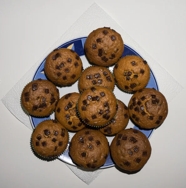 Muffins na placa — Fotografia de Stock