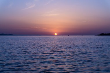 günbatımı üzerinde Deniz Manzaralı
