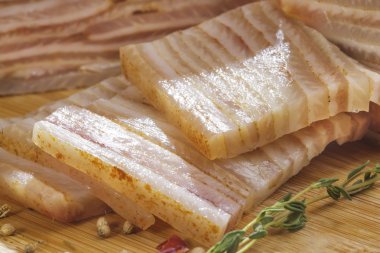 Sosis, gıda, et, füme, yakın çekim, gurme, Şarküteri, pastırma, Masa, sarımsak, yemek, sığır filetosu, ürünler