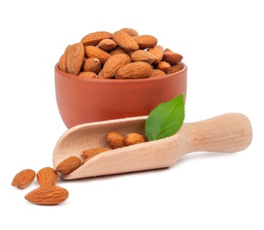 badem kase ve izole Kepçe