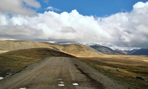 Yolda Ukok Yaylası — Stok fotoğraf