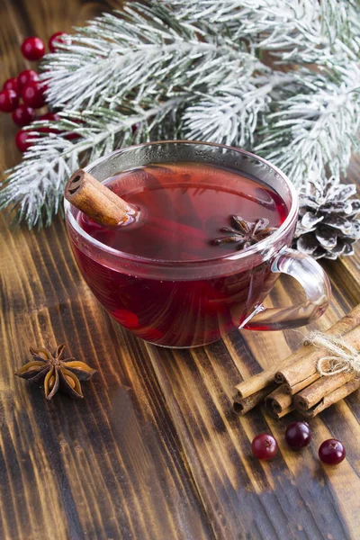 Hot Tea Cranberries Spices Glass Cup Wooden Background Location Vertical — Stock Photo, Image