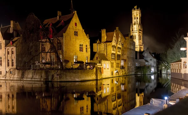 Brujas románticas de noche —  Fotos de Stock