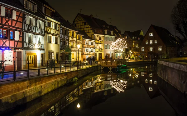 Timbered Ensemble by the Canal — Stock Photo, Image