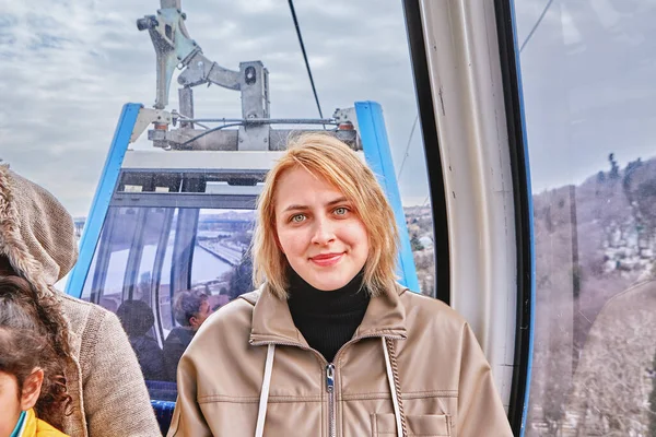 Funicular or cable car line of Istanbul from Eyup Sultan area to Piyer Loti hill white woman sits in cabin. — стоковое фото