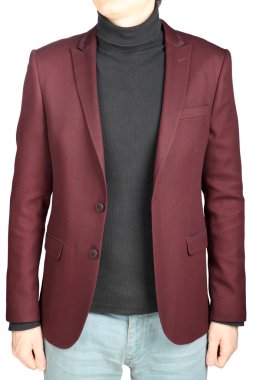 Koyu kırmızı mens ceket kot pantolon, beyaz ile birlikte.
