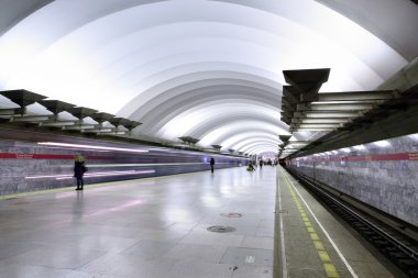 Metro metro istasyonundan, metro Saint Petersburg